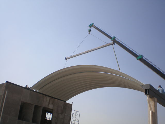 12. Arcotecho- Colocación de arco en canalones de placa.